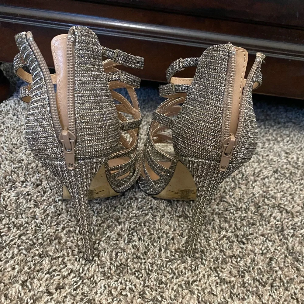 Express heels - Picture 4 of 5